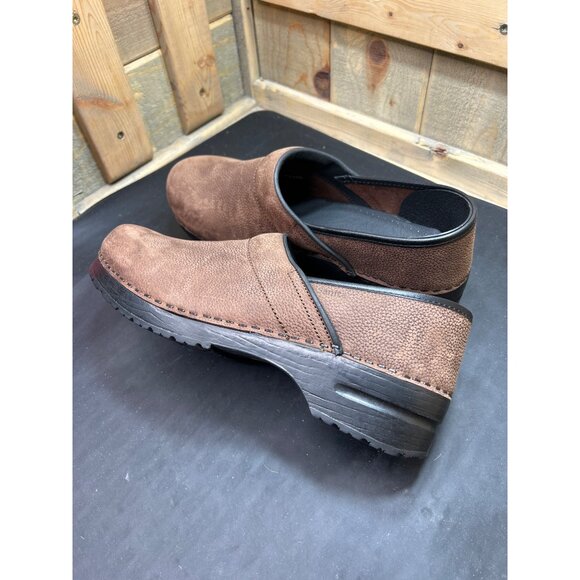 Sanita Pro Textured Oil Women's Clog in Antique Brown Size 10.5-11 - Picture 7 of 10